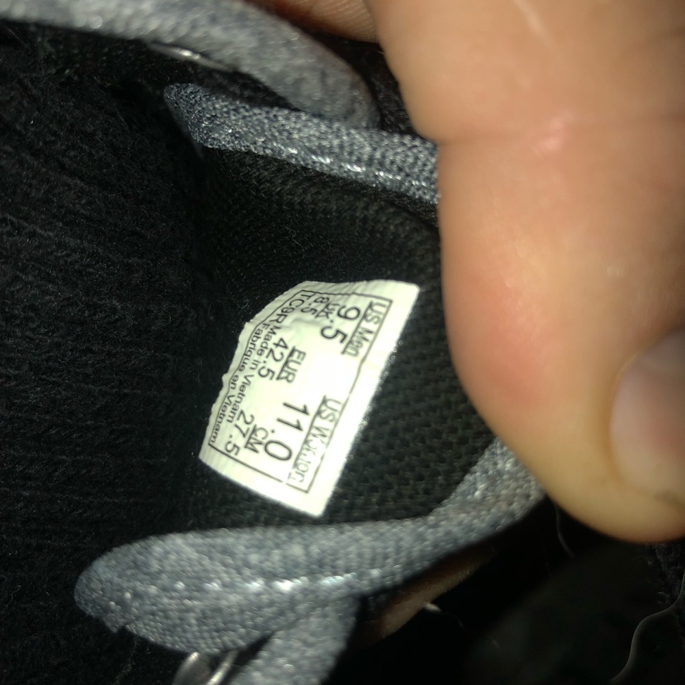 Vans - Picture 4 of 4